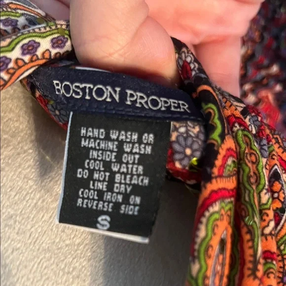 Boston Proper Black Multicolor Paisley Blouse - Picture 7 of 8